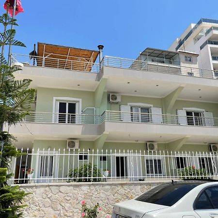 Villa Xhevdet Sarandë Exterior foto